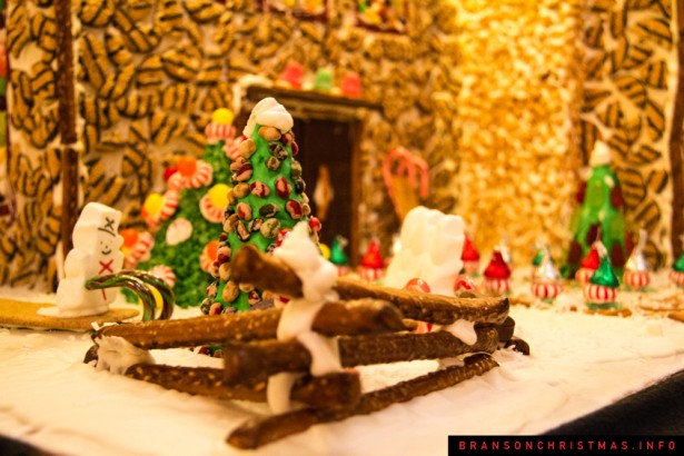 Chateau on the Lake Gingerbread - 2