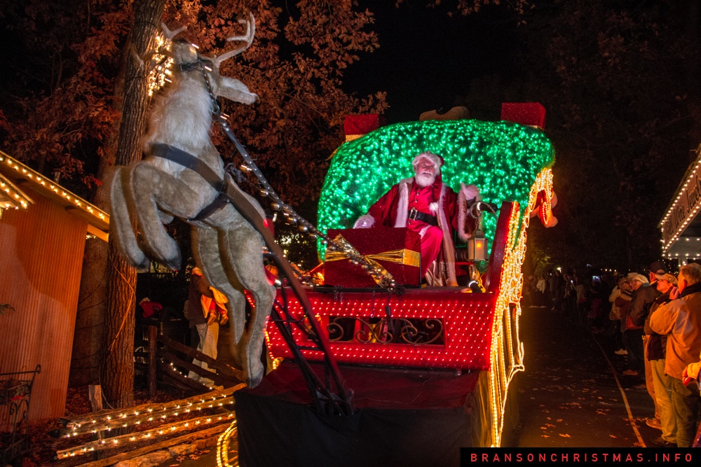 20 Photos From All new Rudolph s Holly Jolly Christmas Light Parade At 
