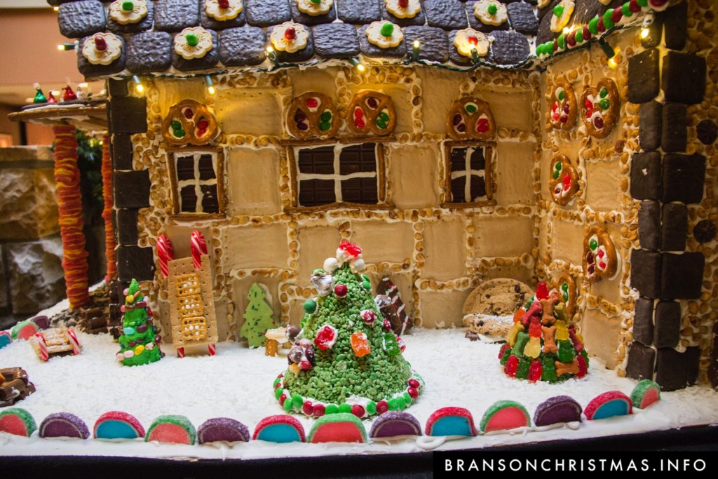 Branson Chateau Gingerbread 2015 12