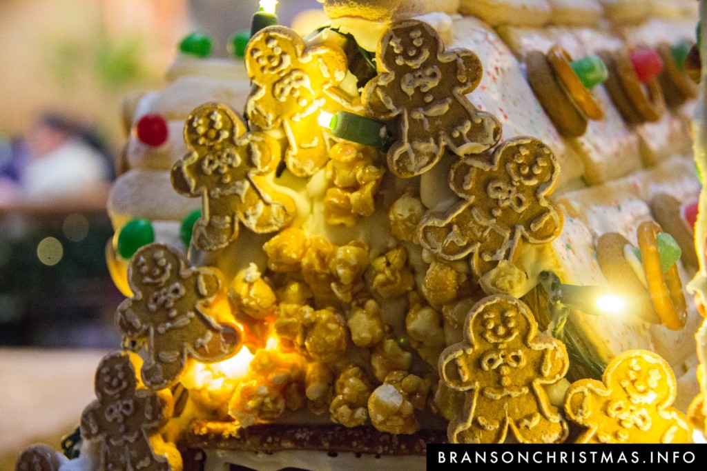 Branson Chateau Gingerbread 2015 18