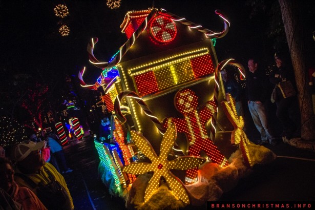 Silver Dollar City Rudolph Parade 2014 - 6