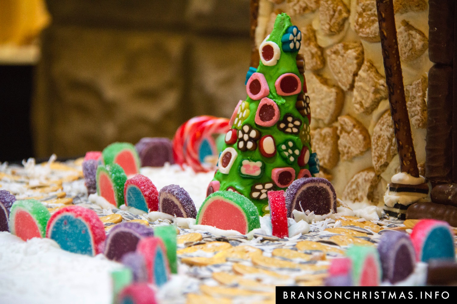 PHOTOS Chateau on the Lake unveils this year’s gingerbread village