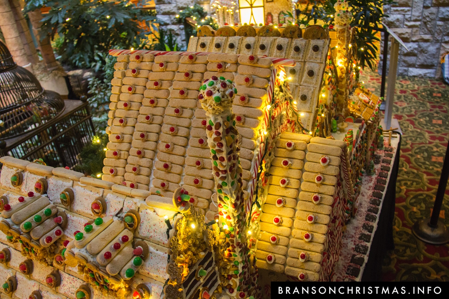 PHOTOS Chateau on the Lake unveils this year’s gingerbread village